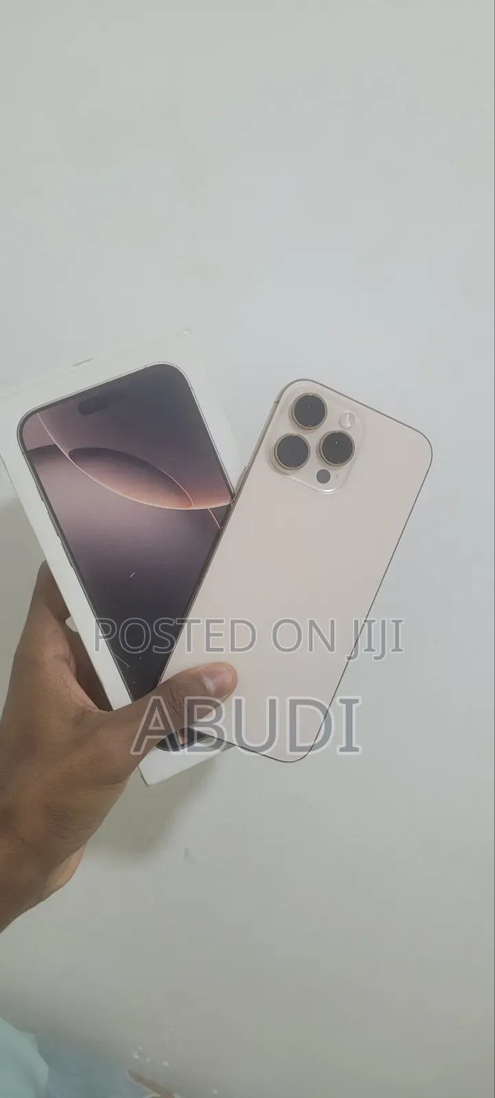 New Apple iPhone 16 Pro Max 256 GB Gold
