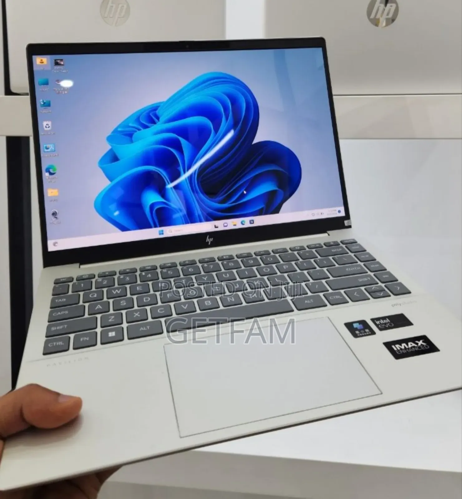 New Laptop HP Pavilion 15 32GB Intel SSD 1T
