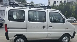 Suzuki Eeco 2024 Silver