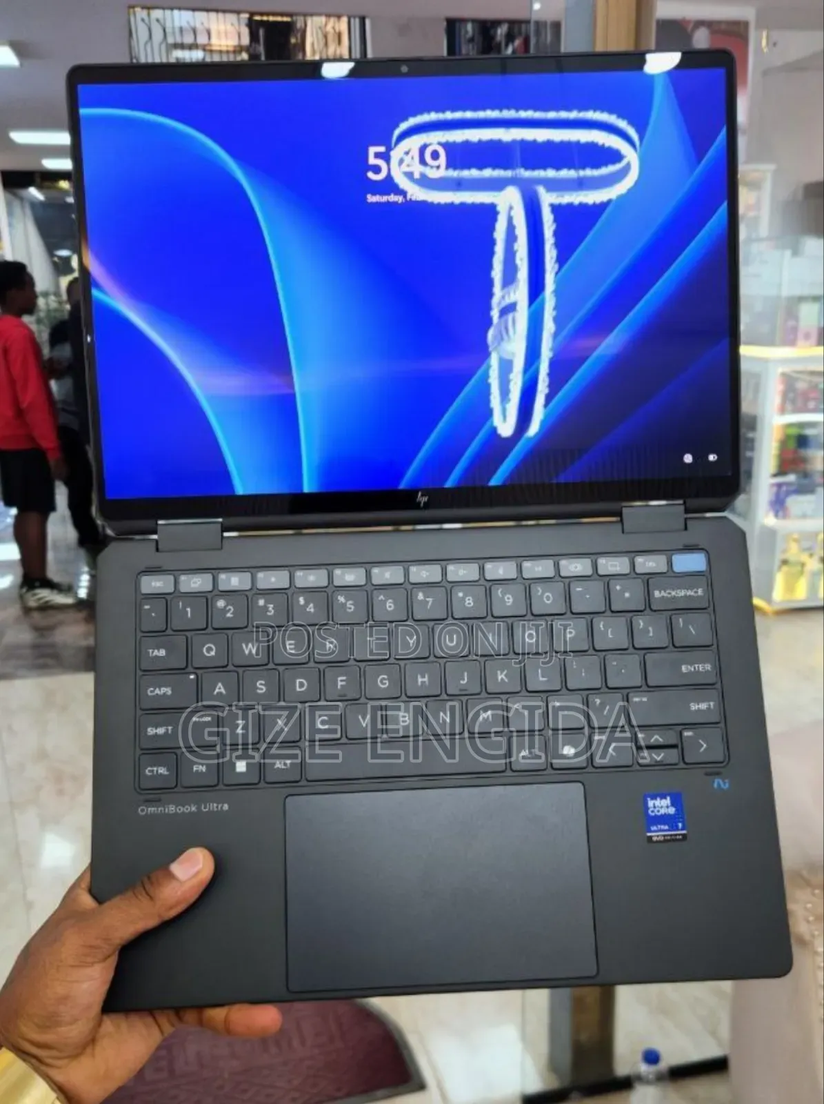 New Laptop HP OmniBook Ultra Flip 14" 16GB Intel Core Ultra 7 SSD 1T