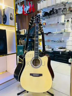Guitar Yamaha F 6000 With Full Accessories