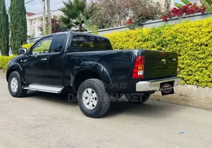 Toyota Hilux 2008 Black