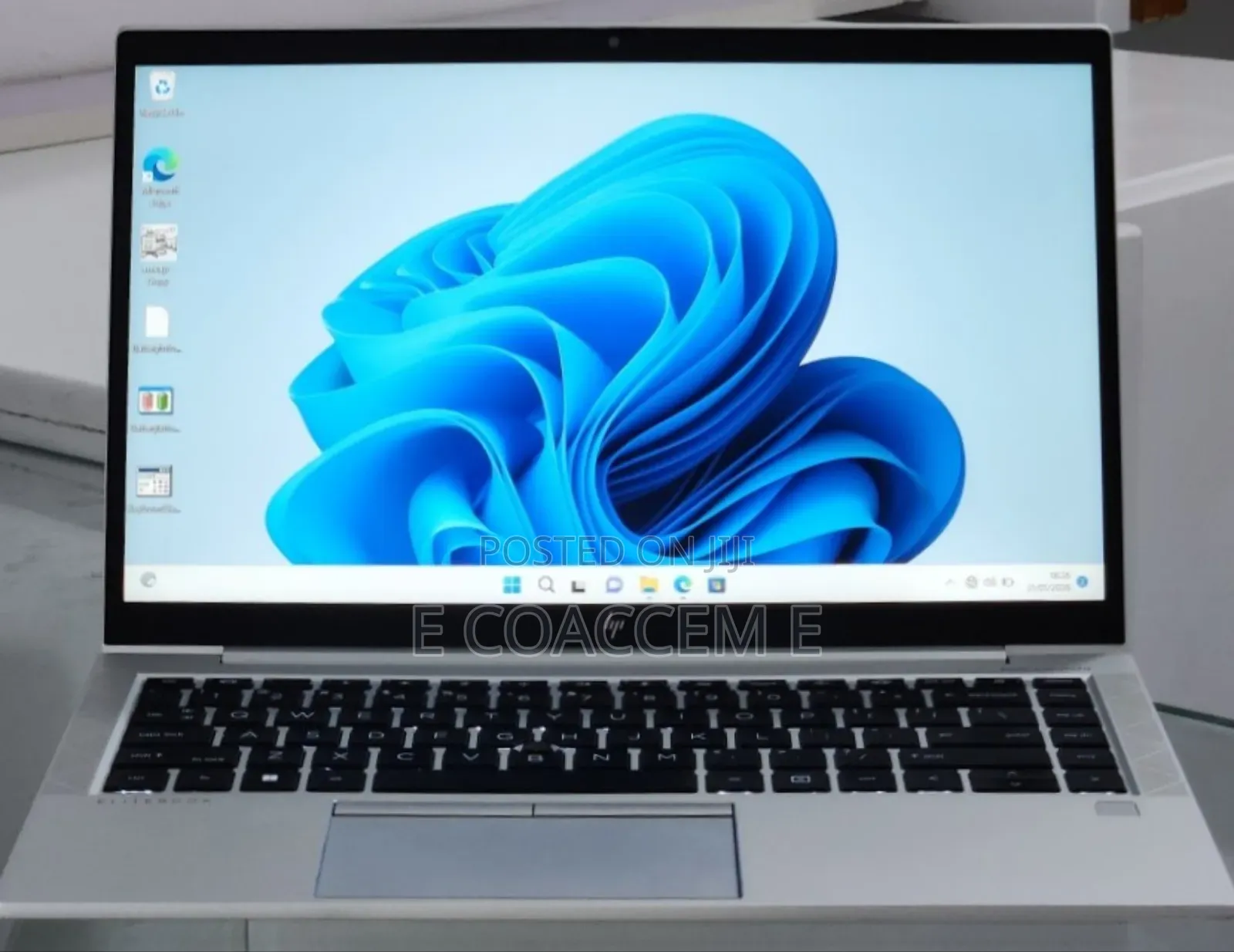 New Laptop HP EliteBook 845 G8 16GB AMD Ryzen 5 SSD 512GB