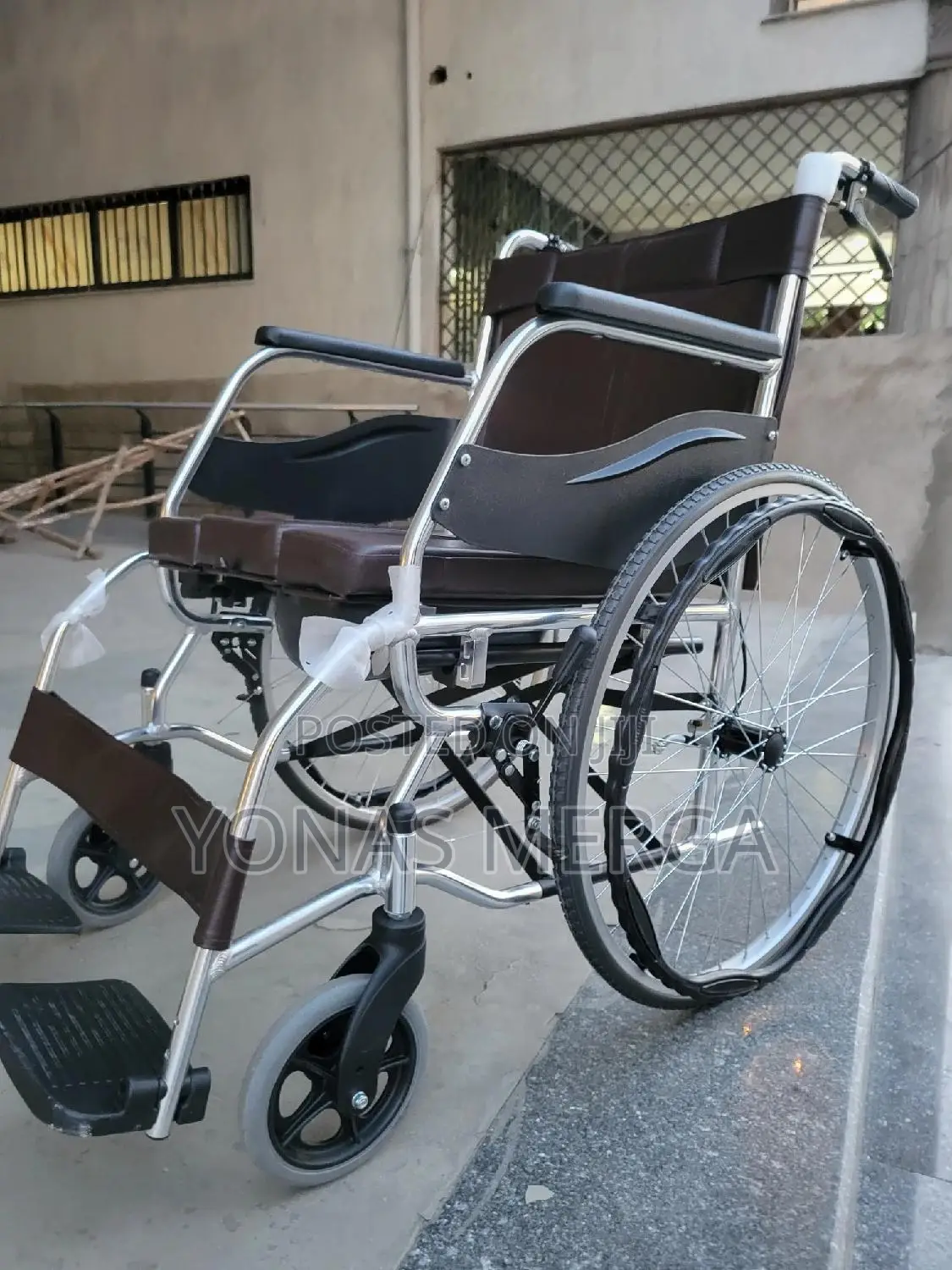 Key Features: Dual-Purpose Design: Wheelchair and Commode in One