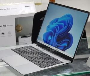 New Laptop 8GB Intel Core i5 SSD 512GB