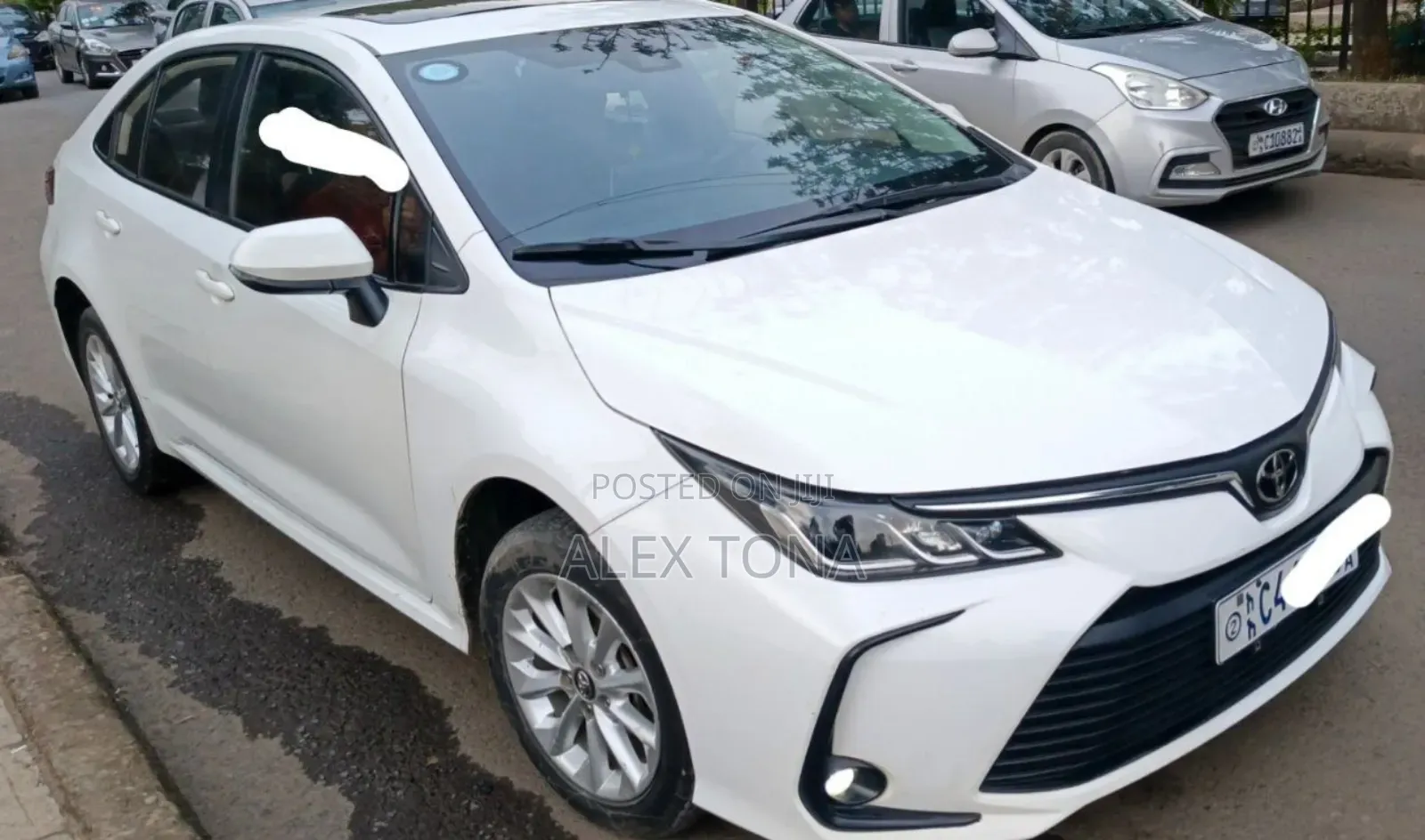 Toyota Corolla 2022 White