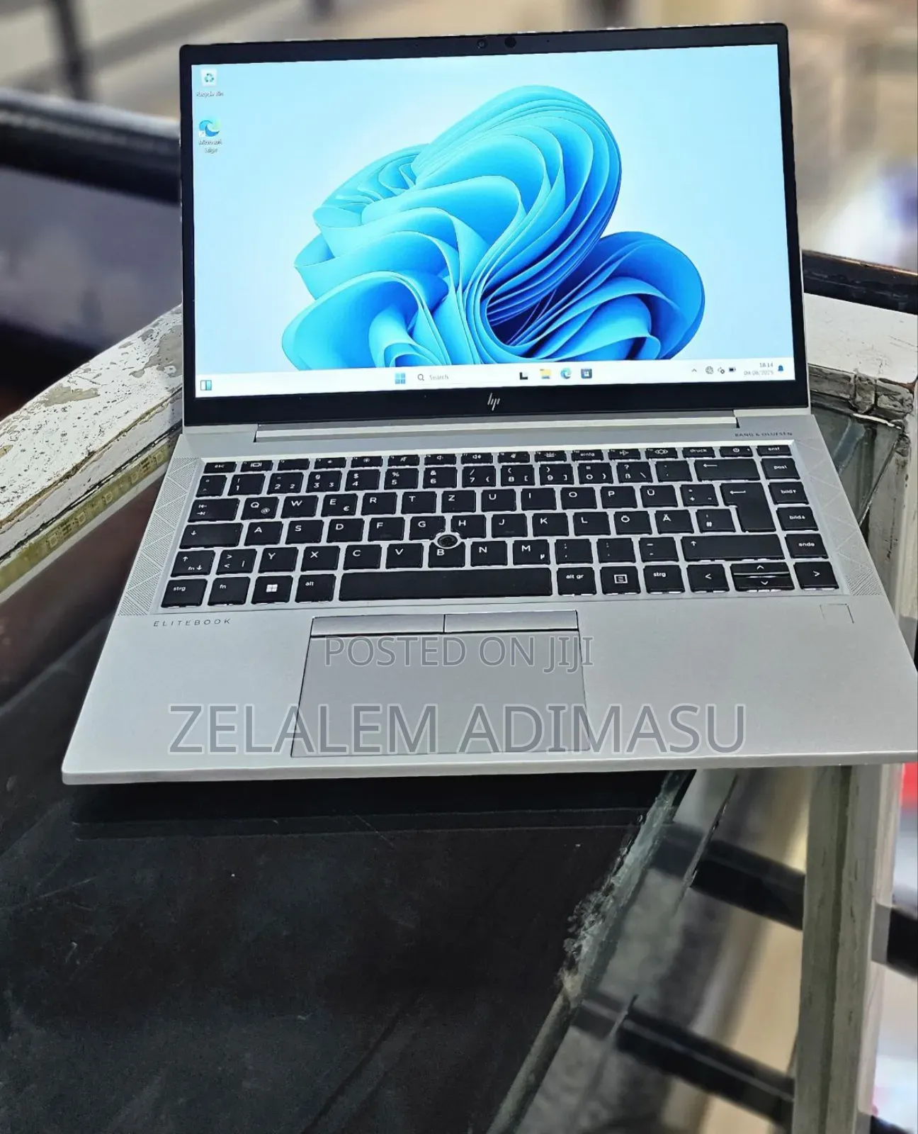 New Laptop HP EliteBook 840 G8 16GB Intel Core i5 SSD 512GB