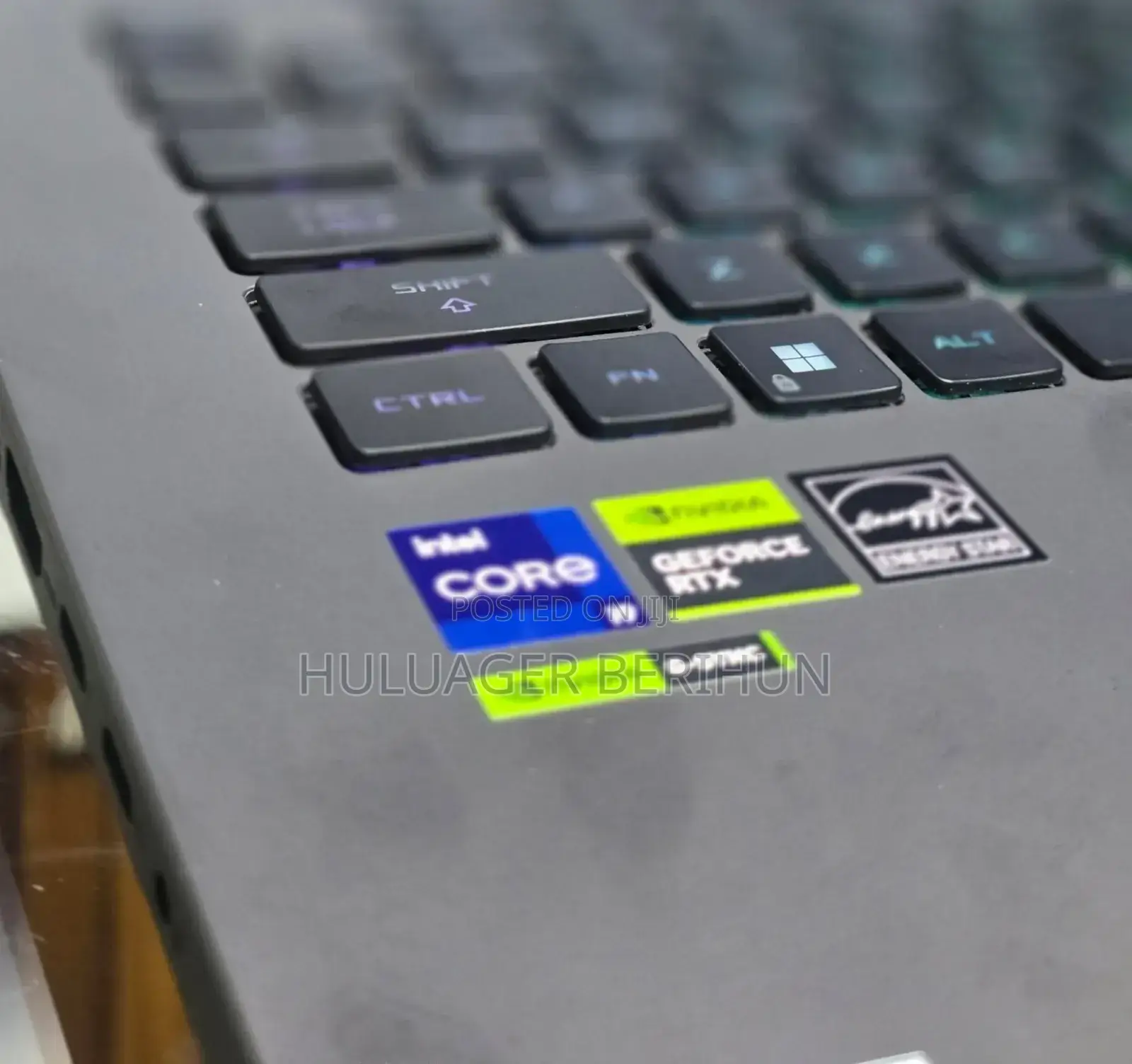 New Laptop Asus ROG Zephyrus G16 16GB Intel Core i9 SSD 1T