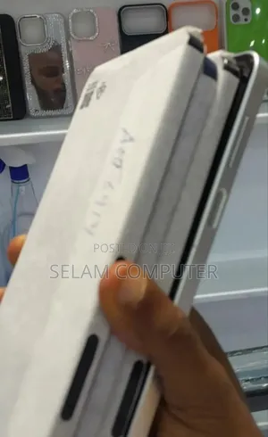 New Samsung Galaxy A17 128 GB Silver