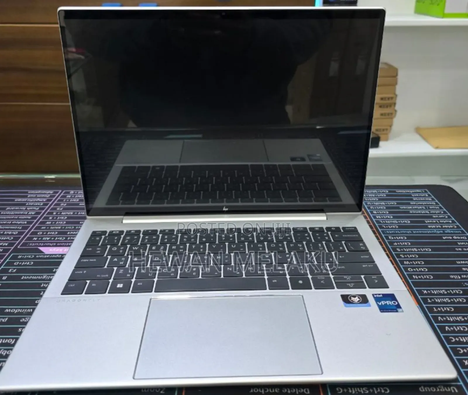 New Laptop HP Dragonfly Folio 16GB Intel Core i7 SSD 512GB