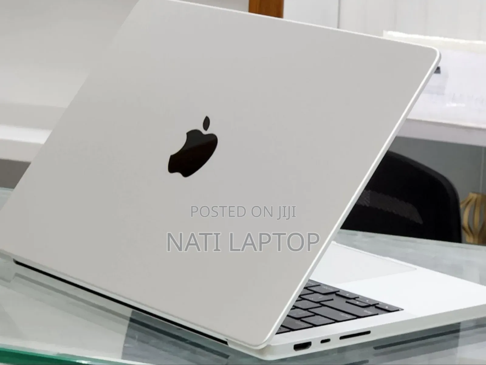 New Laptop Apple MacBook Pro M1 16GB Apple M1 Pro SSD 512GB