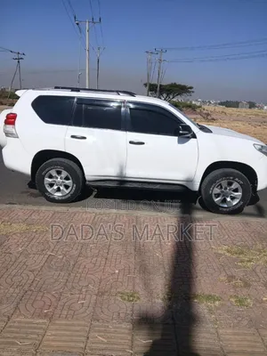 Toyota Land Cruiser Prado 2010 White