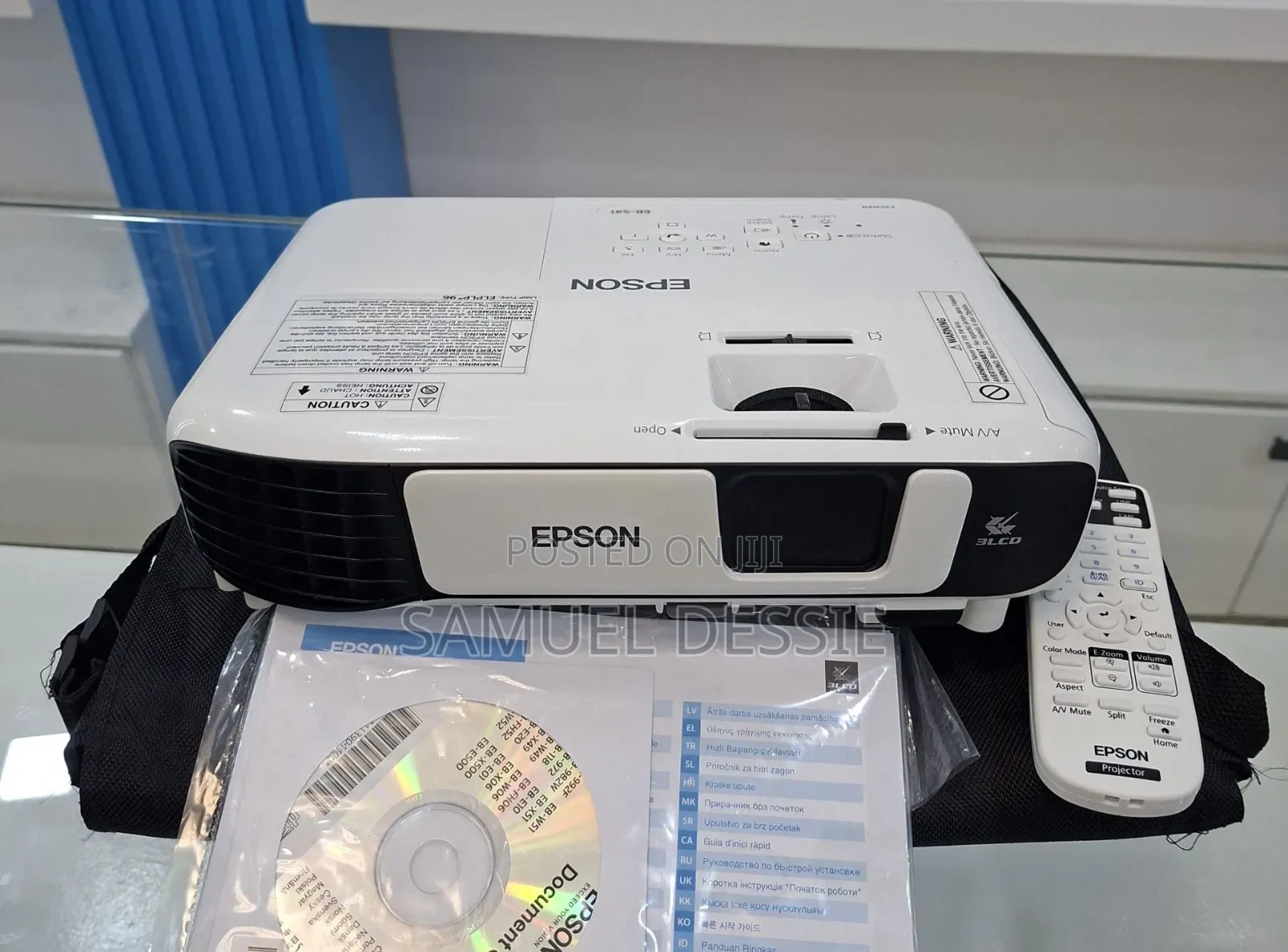 Brand New Epson Projector Eb-s41