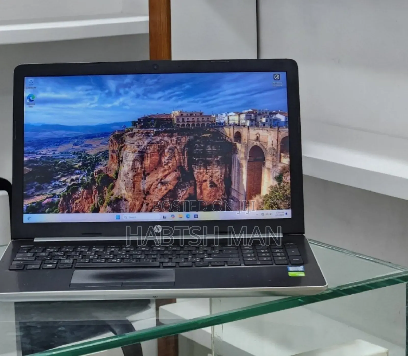 New Laptop HP Stream Notebook 8GB Intel Core i7 HDD 1T