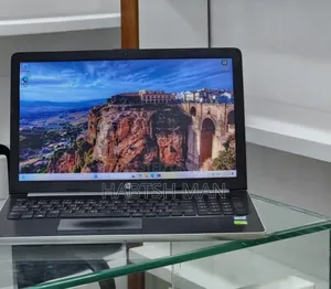 New Laptop HP Stream Notebook 8GB Intel Core i7 HDD 1T