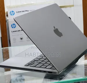 New Laptop Apple MacBook Pro M1 16GB Apple M1 Pro SSD 512GB