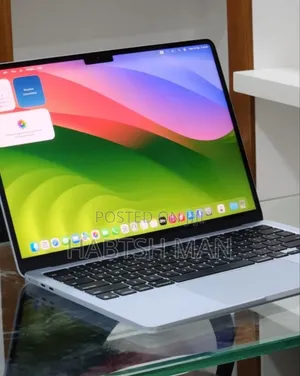 New Laptop Apple MacBook Air 2025 M4 13-inch 16GB Apple M4 SSD 256GB