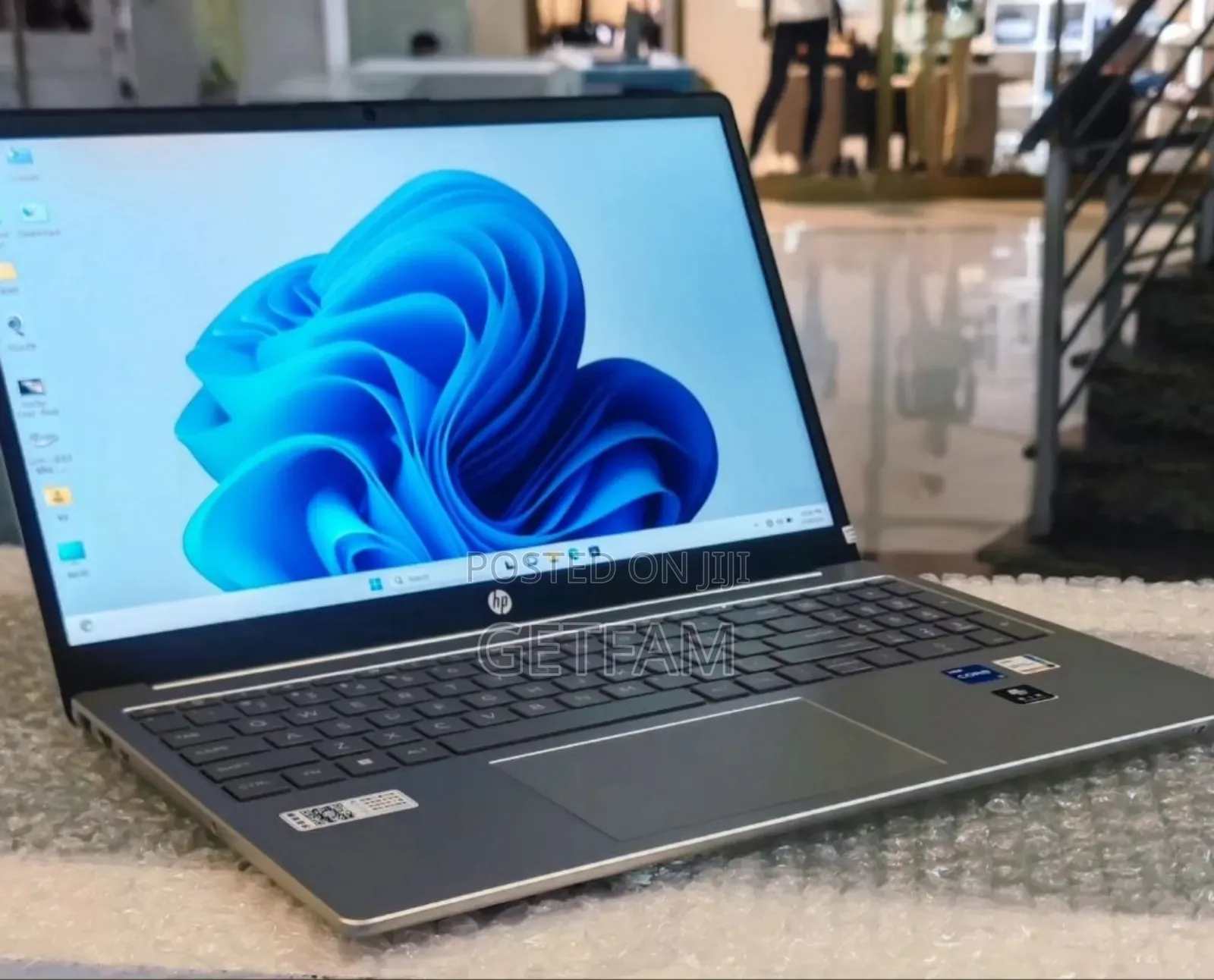 New Laptop HP EliteBook 840 G3 8GB Intel HDD 1T
