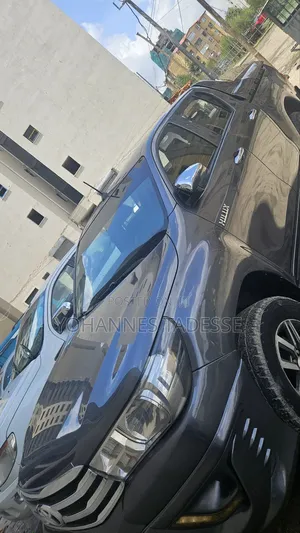 Toyota Hilux Revo Double Cab Deisel 2.8 AWD 2018 Black
