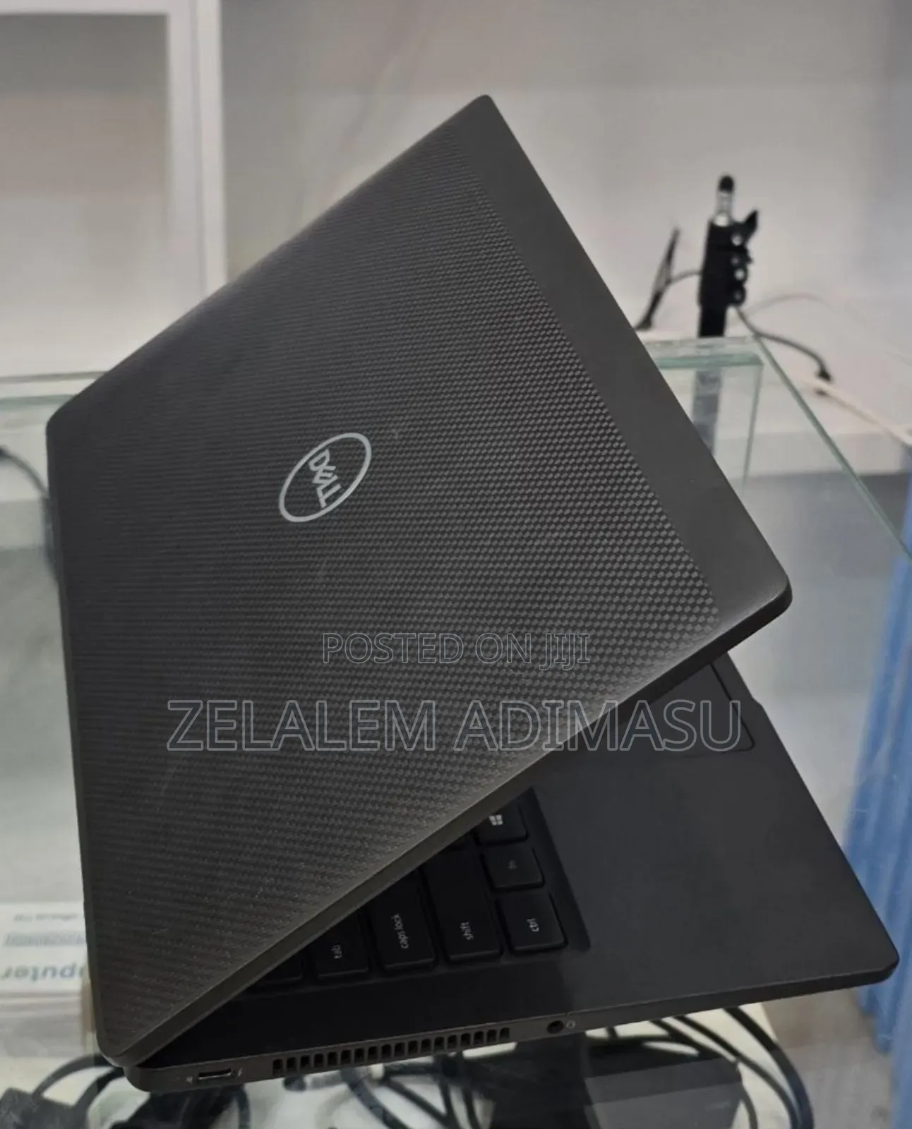 New Laptop Dell Latitude 7420 32GB Intel Core i7 SSD 512GB