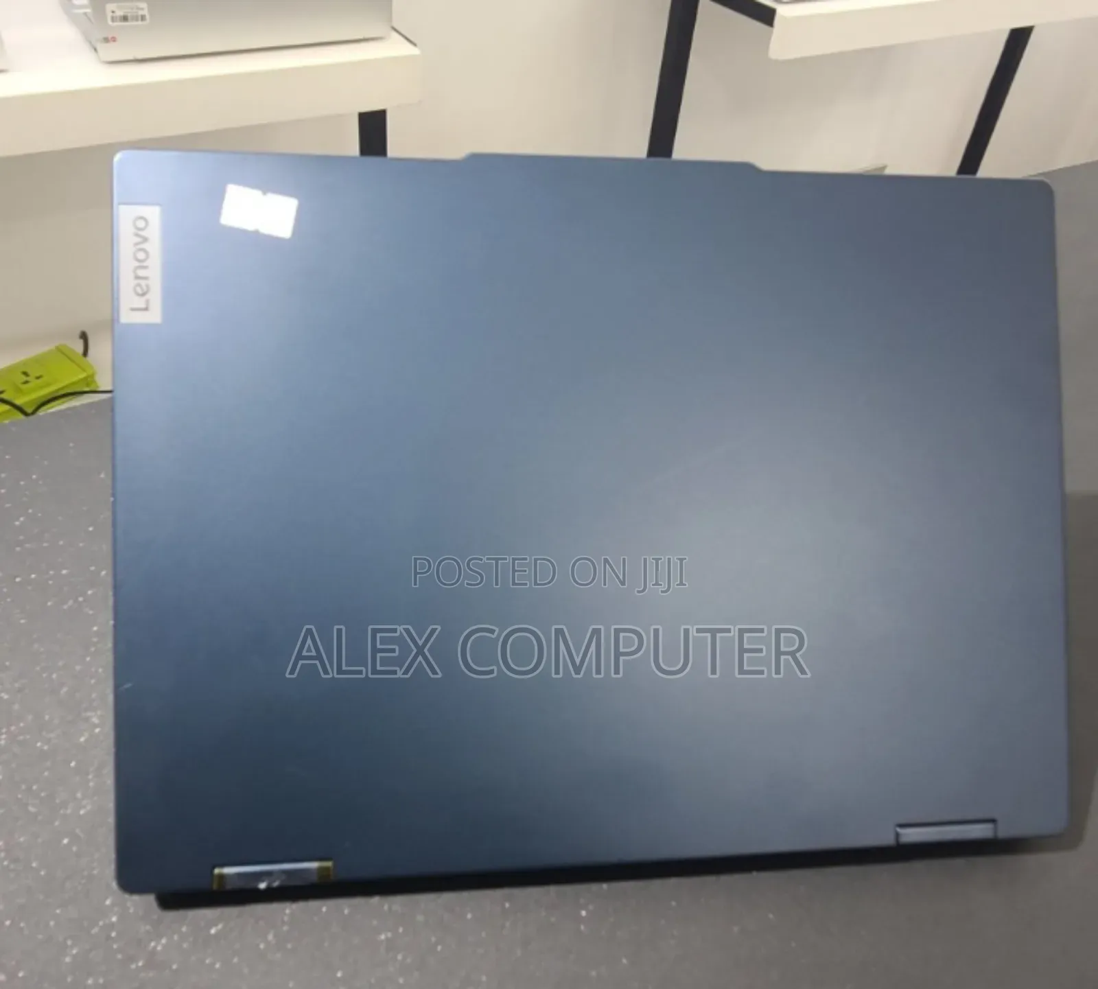 New Laptop Lenovo 16GB SSD 512GB