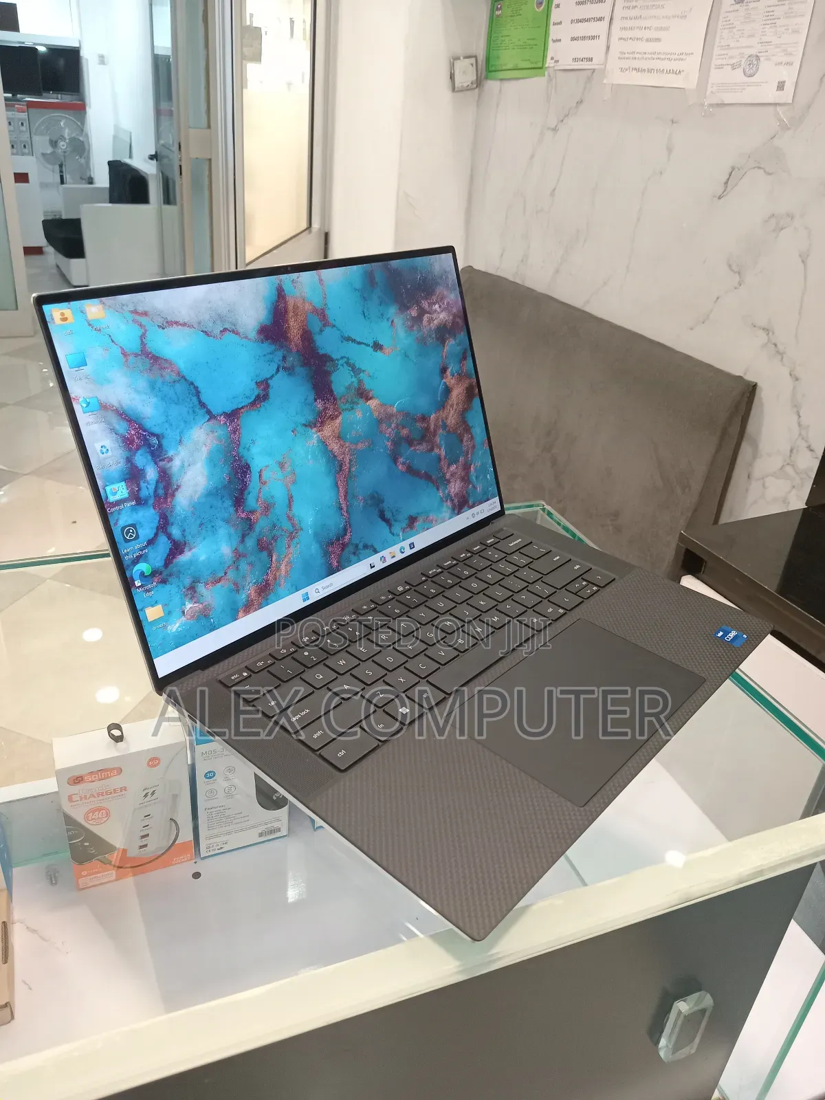 New Laptop Dell XPS 15 16GB Intel Core i7 SSD 512GB