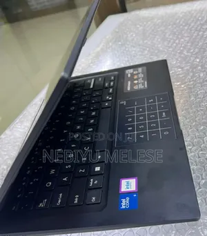 New Laptop Asus Vivobook 16 16GB Intel Core 5 SSD 512GB