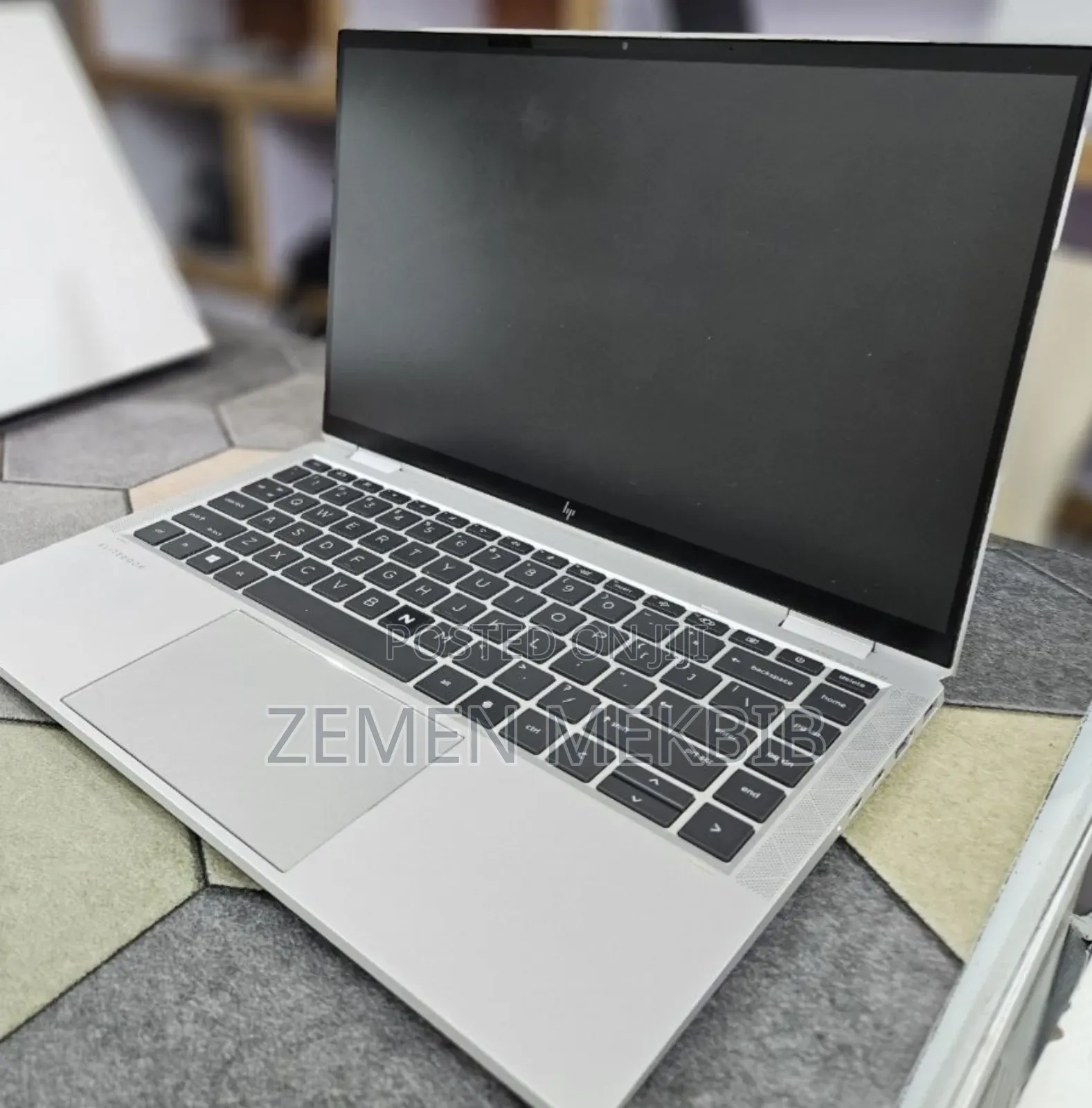 New Laptop HP EliteBook x360 1040 G7 16GB Intel Core i7 SSD 512GB