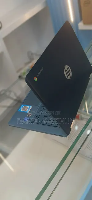 New Laptop HP Chromebook X360 4GB SSD 640GB