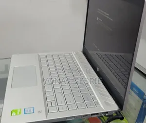 New Laptop HP Pavilion 14 8GB Intel Core i7 SSD 512GB