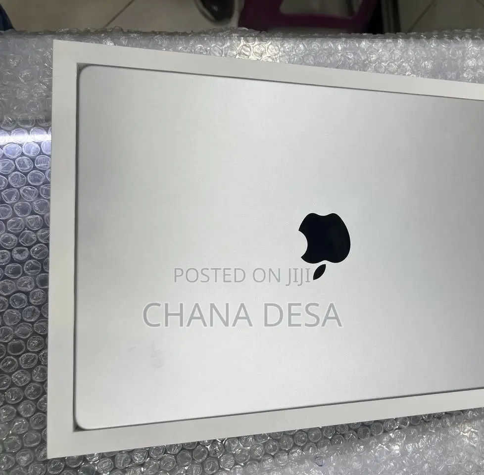 New Laptop Apple MacBook Pro M1 16GB Apple M1 Pro SSD 512GB