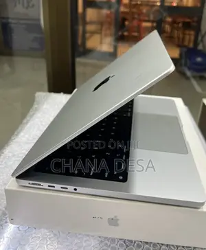 New Laptop Apple MacBook Pro M1 16GB Apple M1 Pro SSD 512GB