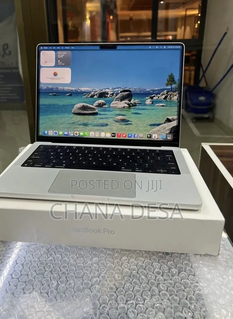 New Laptop Apple MacBook Pro M1 16GB Apple M1 Pro SSD 512GB