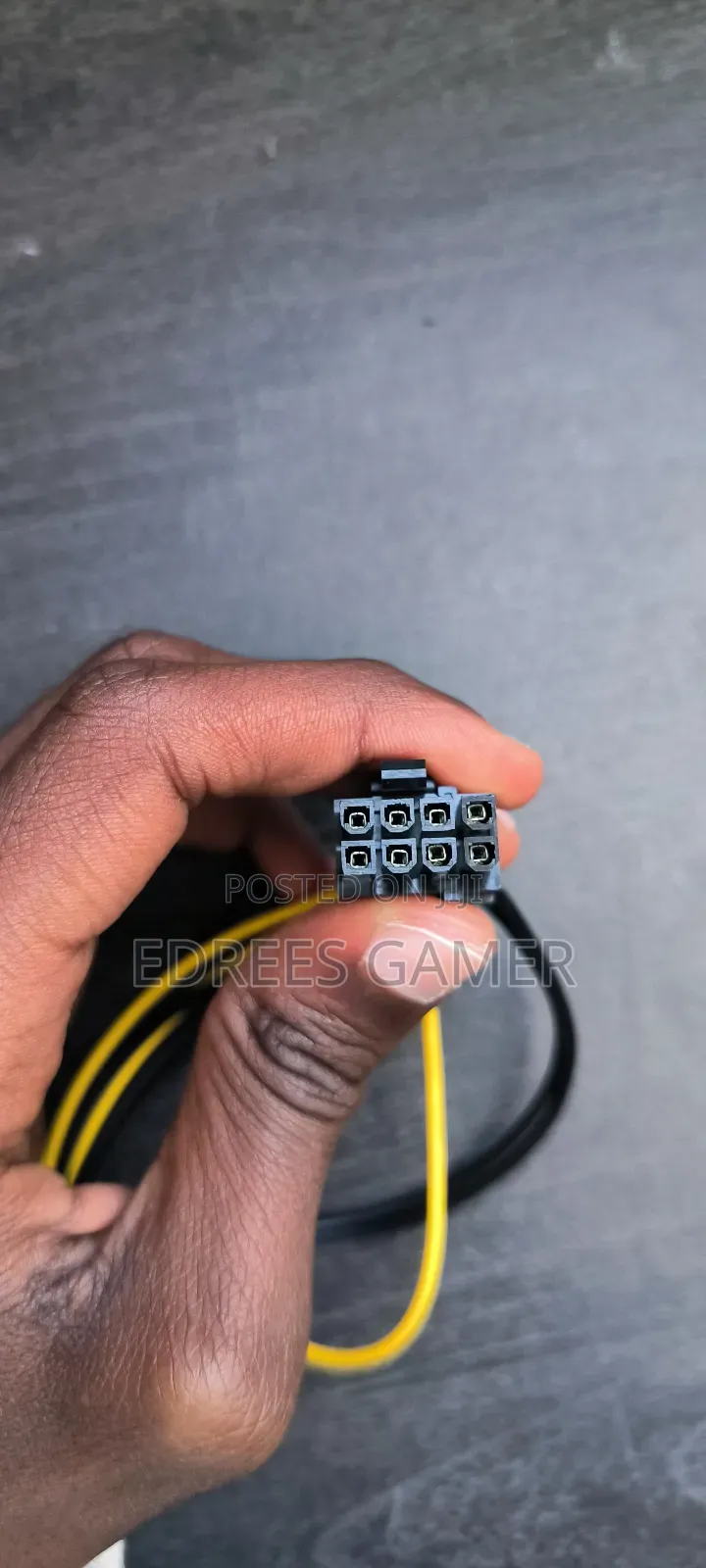 Dual-Sata to 6+2-Pins (8-Pins) Adapter for Graphics Card