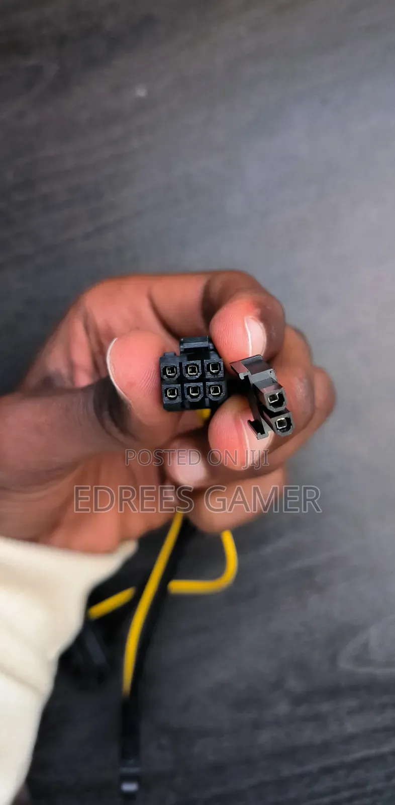Dual-Sata to 6+2-Pins (8-Pins) Adapter for Graphics Card