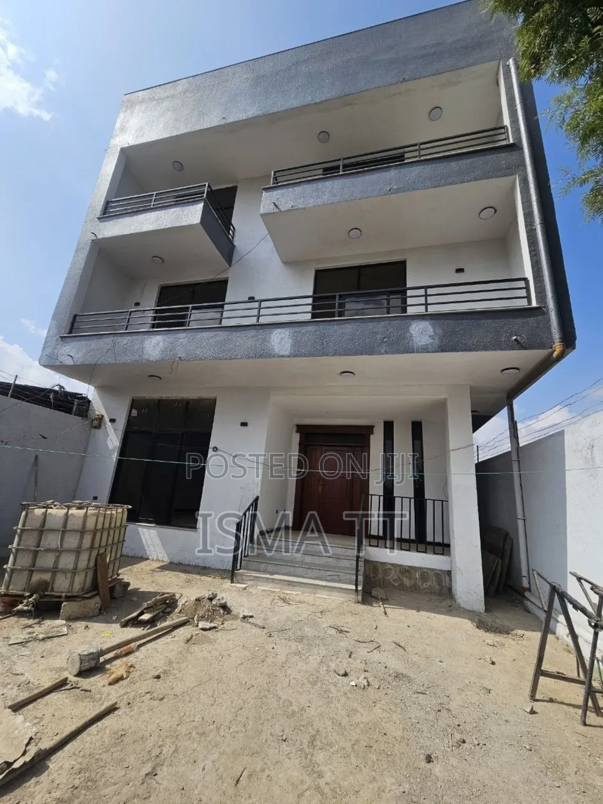 4bdrm Townhouse/Terrace in Oromia-Finfinne for sale