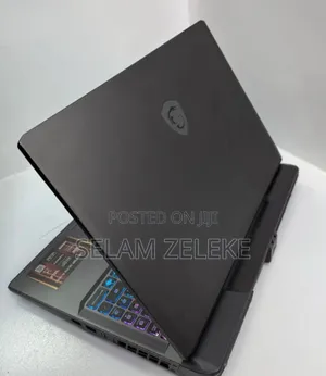 New Laptop MSI Vector 16 HX AI A2XWIG 32GB Intel Core Ultra 7 SSD 512GB