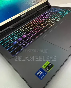 New Laptop MSI Vector 16 HX AI A2XWIG 32GB Intel Core Ultra 7 SSD 512GB