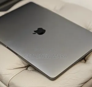 New Laptop Apple MacBook Pro 2019 16GB Intel Core i7 SSD 1T