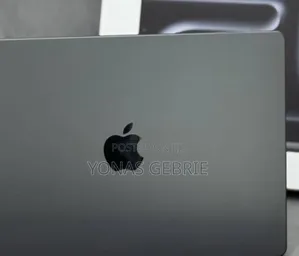 New Laptop Apple Macbook Pro 2025 M5 14-inch 16GB Apple M5 SSD 512GB