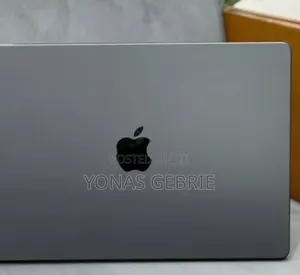 New Laptop Apple Macbook Pro 2025 M5 14-inch 16GB Apple M5 SSD 512GB