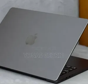 New Laptop Apple Macbook Pro 2025 M5 14-inch 16GB Apple M5 SSD 512GB