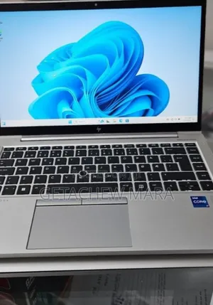 New Laptop HP EliteBook 840 G8 16GB Intel Core i7 SSD 512GB