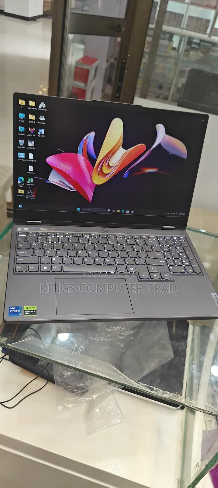 New Lenovo Legion Y7000P IRX9 Gaming Laptop 24GB Intel Core i7 SSD 1T