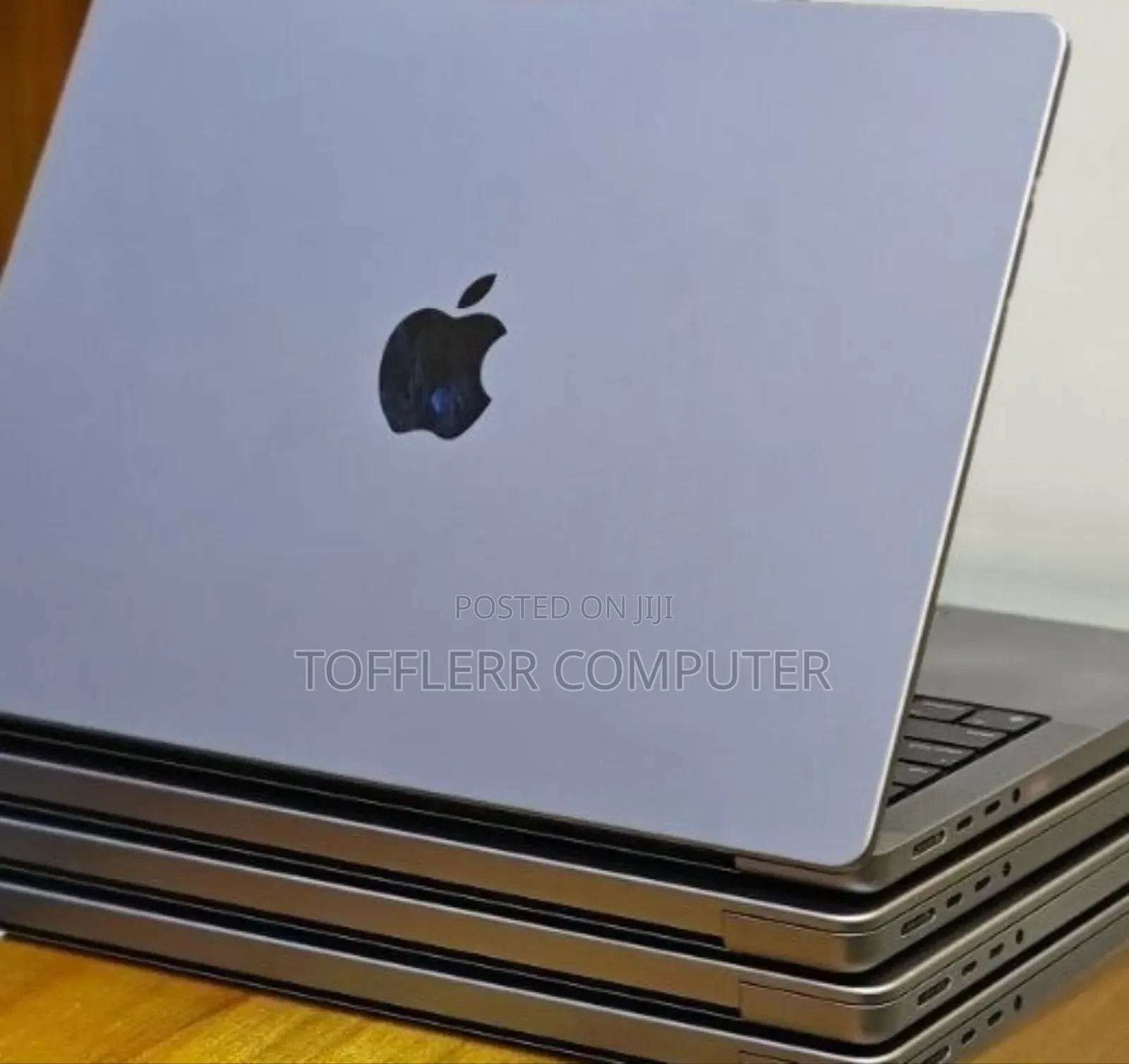 New Laptop Apple MacBook Pro M1 32GB AMD A10 SSD 512GB