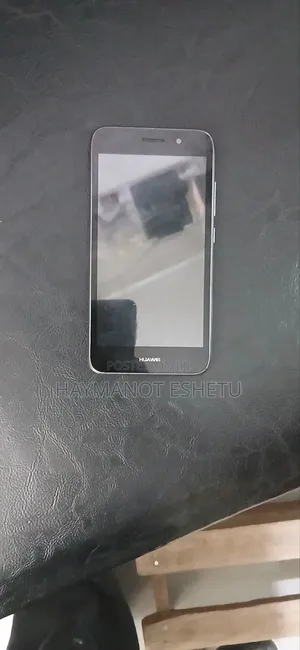 New Huawei Y3 8 GB Gray