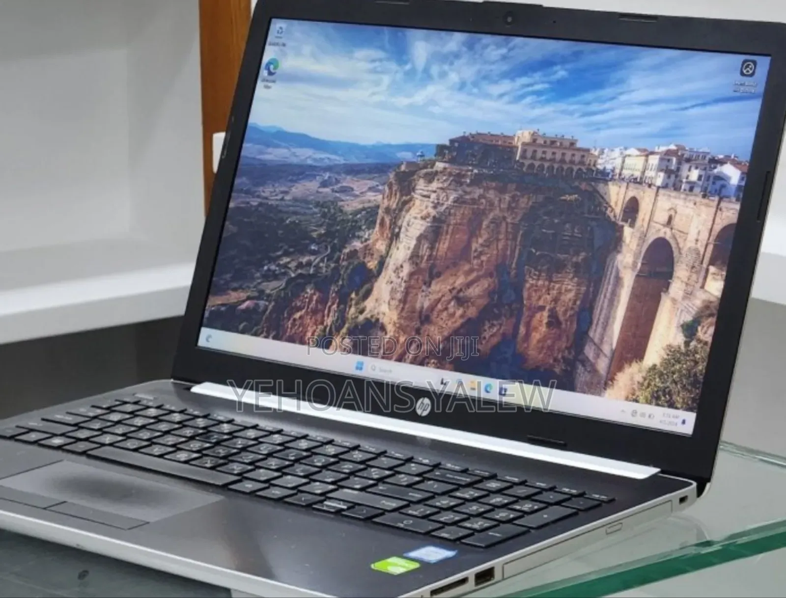 New Laptop HP Stream Notebook 8GB Intel Core i7 HDD 1T