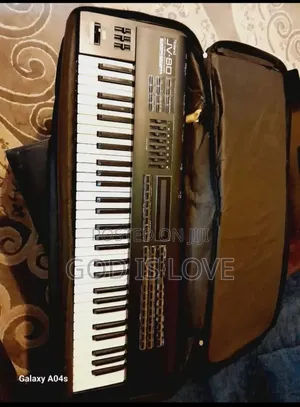 Roland Jv 80 Stage Keybored