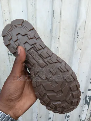 Man's Shoes