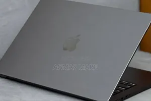 New Laptop Apple Macbook Pro 2025 M5 14-inch 16GB Apple M5 SSD 512GB